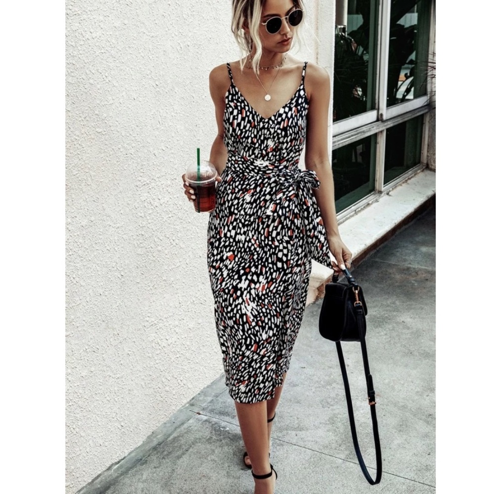 🪡printed faux wrap dress - Picture 2 of 8
